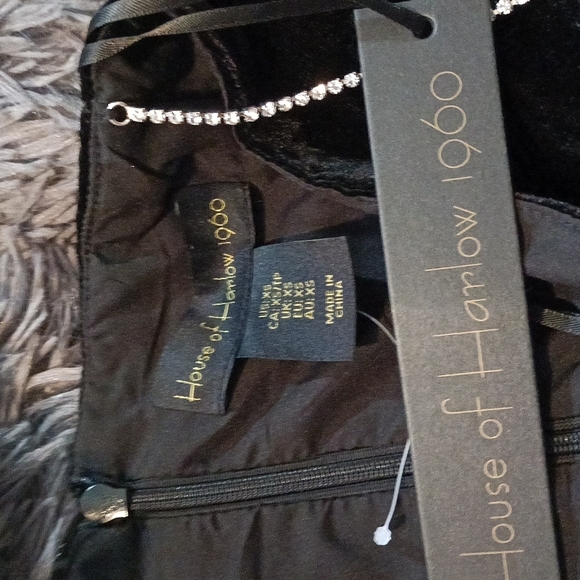 NWT House of Harlow 1960 Revolve Black Velvet Mini dress w rhinestone straps XS - Picture 4 of 4
